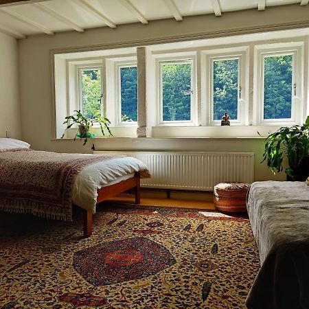 Beautiful Quiet Room In The Heart Of Холмфирт Экстерьер фото