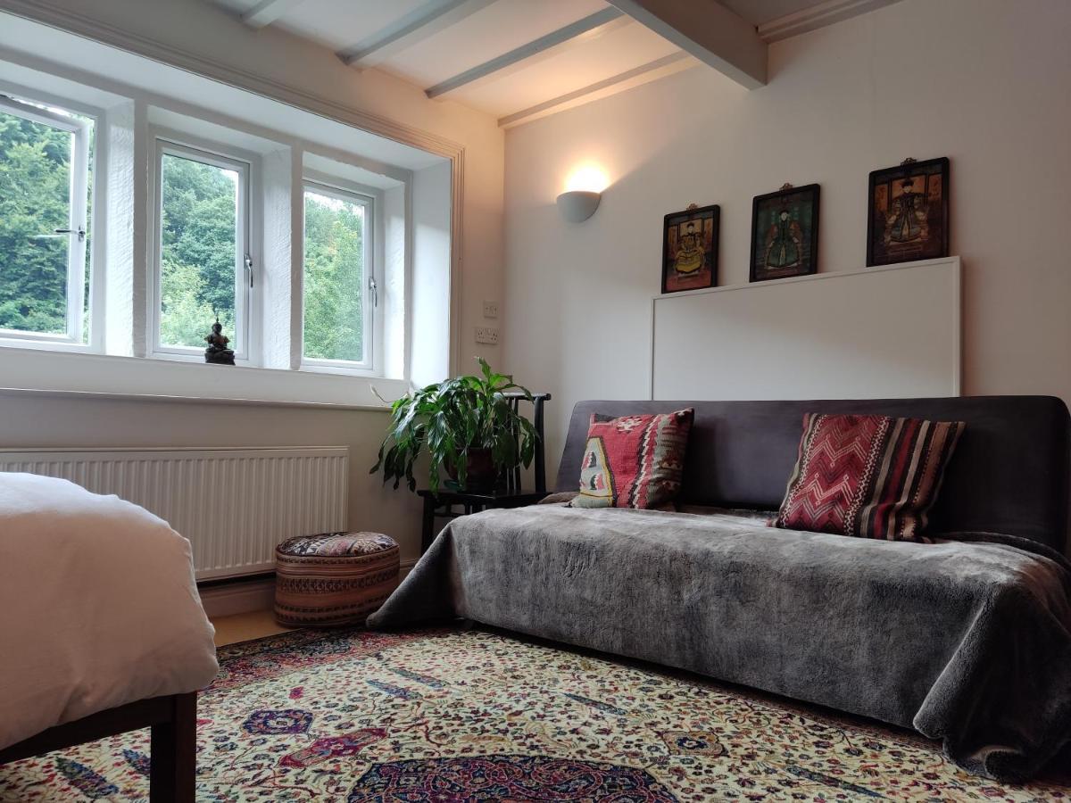 Beautiful Quiet Room In The Heart Of Холмфирт Экстерьер фото